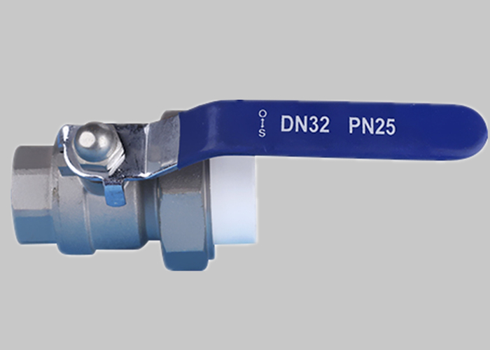 ����~���y